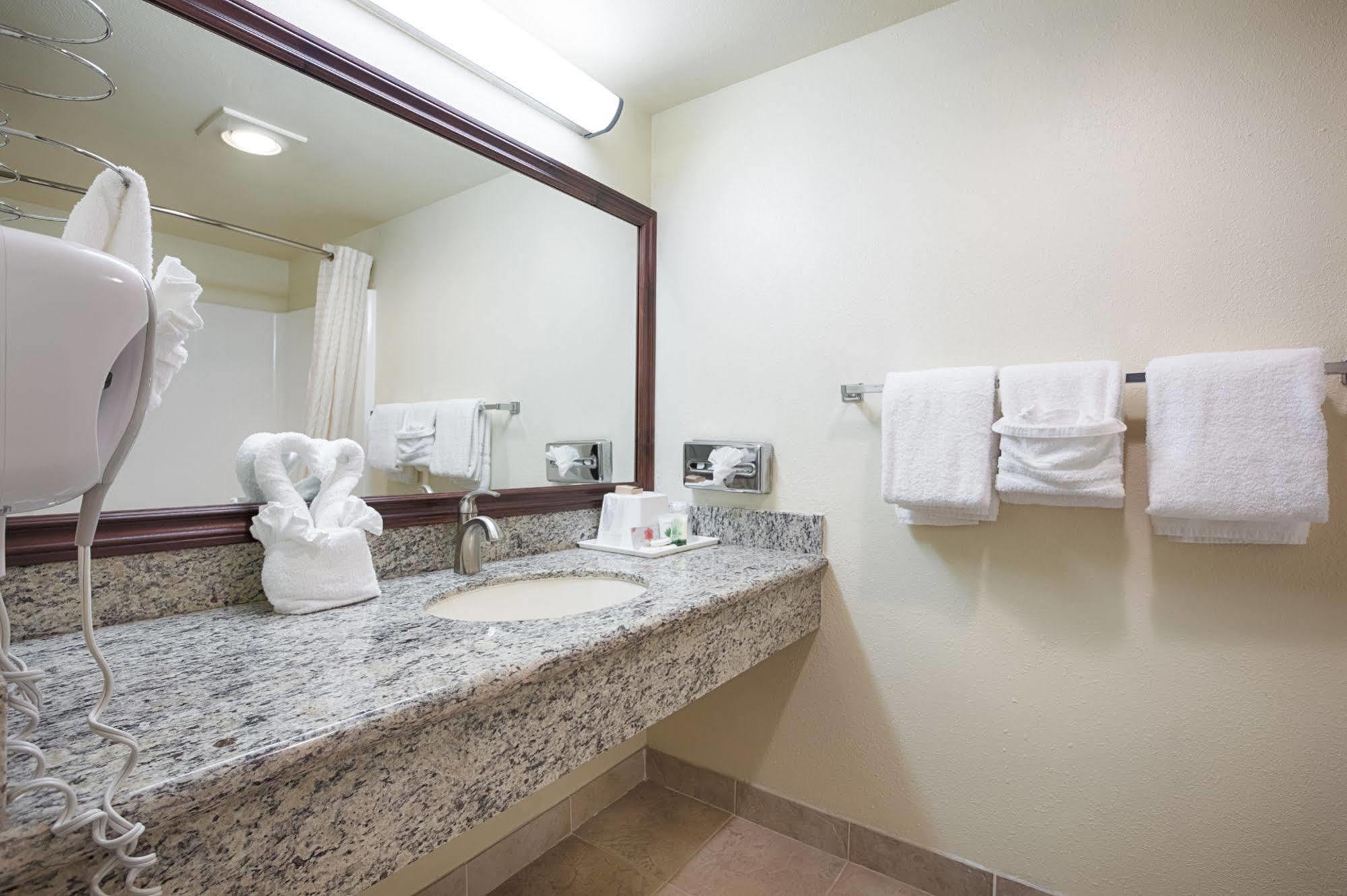 Clarion Pointe El Cajon San Diego East Hotel Ngoại thất bức ảnh